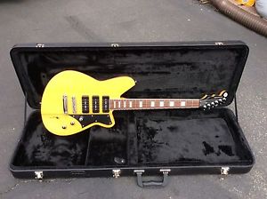 Reverend Warhawk 390 with case Reverse headstock Gift Quality TV Yellow Korina