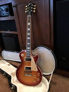 2013 Gibson Les Paul Traditional  Honey Burst excellent condition