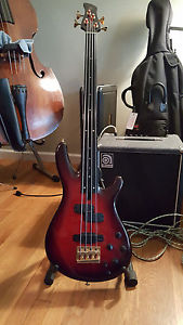 Yamaha TRB 4P Bass Fretless 1990 Made in Japan neck through