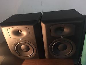 (Pair) 2 JBL LSR6328P