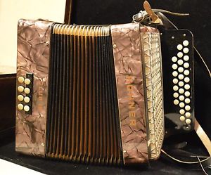 RARE Vintage Hohner Club 1B Squeezebox Accordion