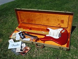 Fender 57 1957 Stratocaster Candy Apple Red Limited Edition AVRI USA American