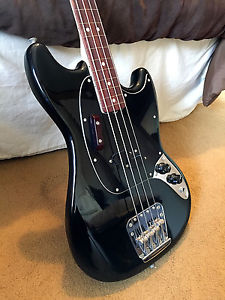 Vintage - USA - 1976 Fender Mustang Bass - Excellent Condition - Fretless!!!