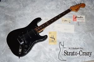 Fender Stratocaster '81 Black / Maplae neck "Full Original, Near Mint condition"