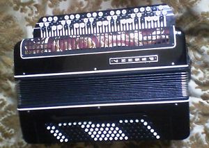 Bayan "Rubin - 7" 4/4, 64/120 buttons