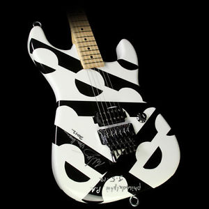 Used 2012 Charvel EVH Art Series Electric Guitar Black & White