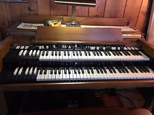 1960's Hammon Organ with Leslie speaker in amazing condition.