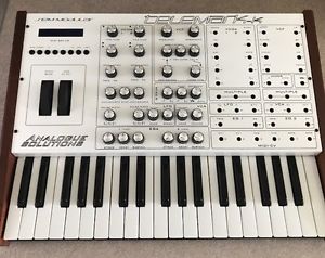 Analogue Solutions Telemark - K Analog Synthesizer