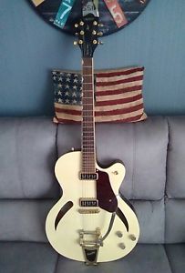 GRETSCH HISTORIC SERIES G3156 CATS EYE STREAMLINER ANTIQUE WHITE