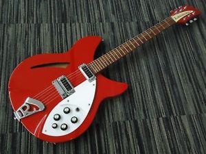 Rickenbacker 330 Ruby, Electric guitar, a1277