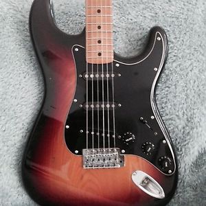 GRECO SUPER REAL SE700 MIJ '80 VINTAGE 6 string RH guitar *RARE* *Very Nice**