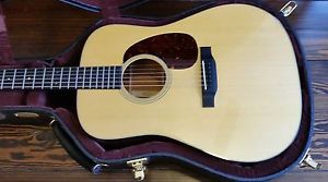 Martin D18 Dreadnought Centennial 2016 Standard D-18 Acoustic Guitar