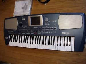 Korg Pa500 Keyboard Synthesizer 
