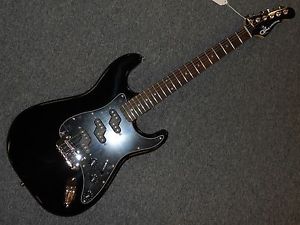 G&L Tribute Series Comanche In Black! LOOK! Cool Guitar!