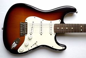 Fender American Standard Stratocaster W/TSA CASE  Rosewood Neck USA/ 2011