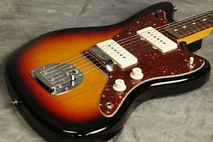 Fender American Vintage 62Jazzmaster 3Color Sunburst guitar FROM JAPAN/512