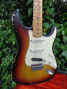 1972 Fender Stratocaster Electric Guitar (Sunburst)