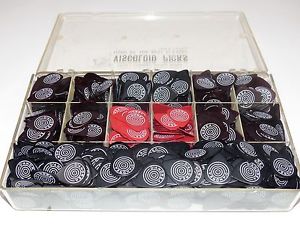 Vintage D'Andrea pick box w/1770 picks