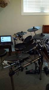 Alesis dm10x mesh kit electronic drum