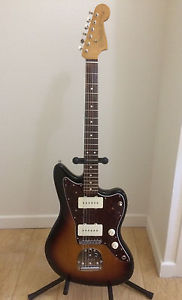 Fender Jazzmaster Classic Player MIM special quasi neuve