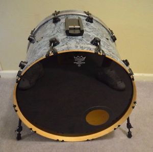 DW Drums Collectors Series All Maple F# 24" x 18" Bass Drum 1999 Blue Pearl