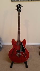 Gibson EB2 1967 Cherry Finish