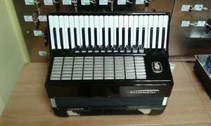 Accordion Weltmeister stella German