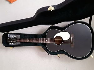 Martin Guitars 00L-17 Black Smoke incl. Original-Martin-Koffer