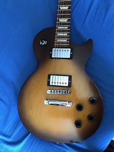Gibson Les Paul 60s TRIBUTE Electric Guitar Made in USA 2013 BRING OFFERS!!!