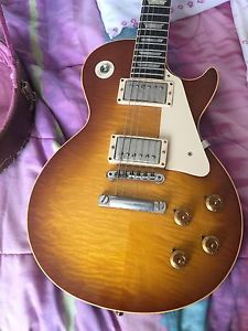 Gibson Les Paul 1959 VOS 2005  Gorgeous sound! Solid not weight relieved