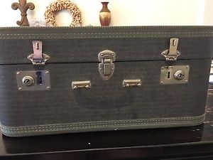 Beautiful Scandalli Italian Made CUSTOM  BUILT Accordian Excellent Condition