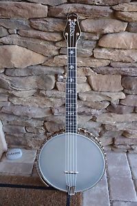 Gold Tone CEB 5 Cello Banjo (6 month factory warranty)