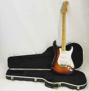 Fender American Standard USA 2002 Stratocaster Electric Guitar - Sunburst Strat