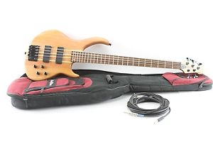 Peavey Grind BXP 5 String Right Handed Electric Bass Guitat Model AQJE1791