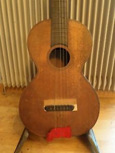 ANTIQUE ANONYME FRENCH ROMANTIC GUITAR MIRECOURT circa 1880          GUITARE