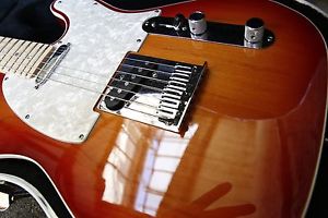 Fender telecaster Deluxe Vintage Cherry Burst Made USA Maple Neck 2008 Mint