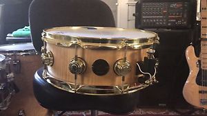 Dw Craviotto Solid Flame Maple 5.5x14 Snare