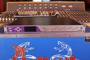 Apogee AD16x and DA16x Converter set