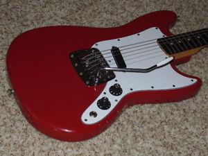 Vintage 1971 Fender USA Bronco Electric Guitar - Original Electronics - w/HSC