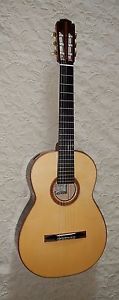 2015 Jeremy Clark / 52 instrument company classical guitar/ 640 scale / lattice
