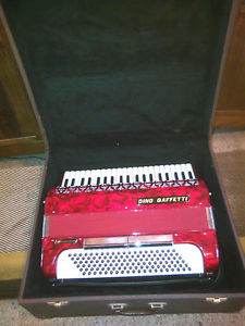 fisarmonica come nuova Dino Baffetti 120 bassi 7 registri bassi