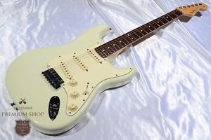 Fender 2004 Custom Jeff Beck Stratocaster Electric Guitar Free shipping