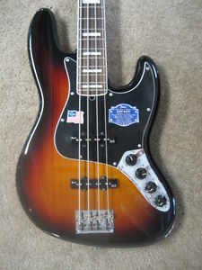 2014 Fender American Deluxe Jazz Bass 3 Color Sunburst w/case New Old Stock