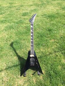 Jackson KV2  With OHSC Pre Fender