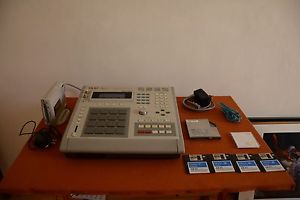 Akai MPC 3000, Roger Linn, 32mb Ram, Vailixi Os