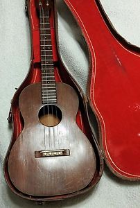 VIntage 1960 Martin Ukulele style 5 Baritone