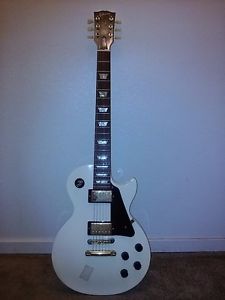 Beautiful Gibson Les Paul Studio limited edition with custom Klauson Gold Deluxe