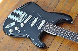 RARE Fender Kenny Wayne Shepherd Stratocaster Electric Guitar || MINT!