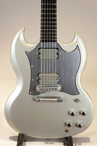 Gibson SG Platinum 2003 Electric Guitar Silver Free Shipping from Japan Rare