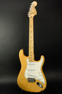 Fender Classic 70s Stratocaster NAT free shipping
